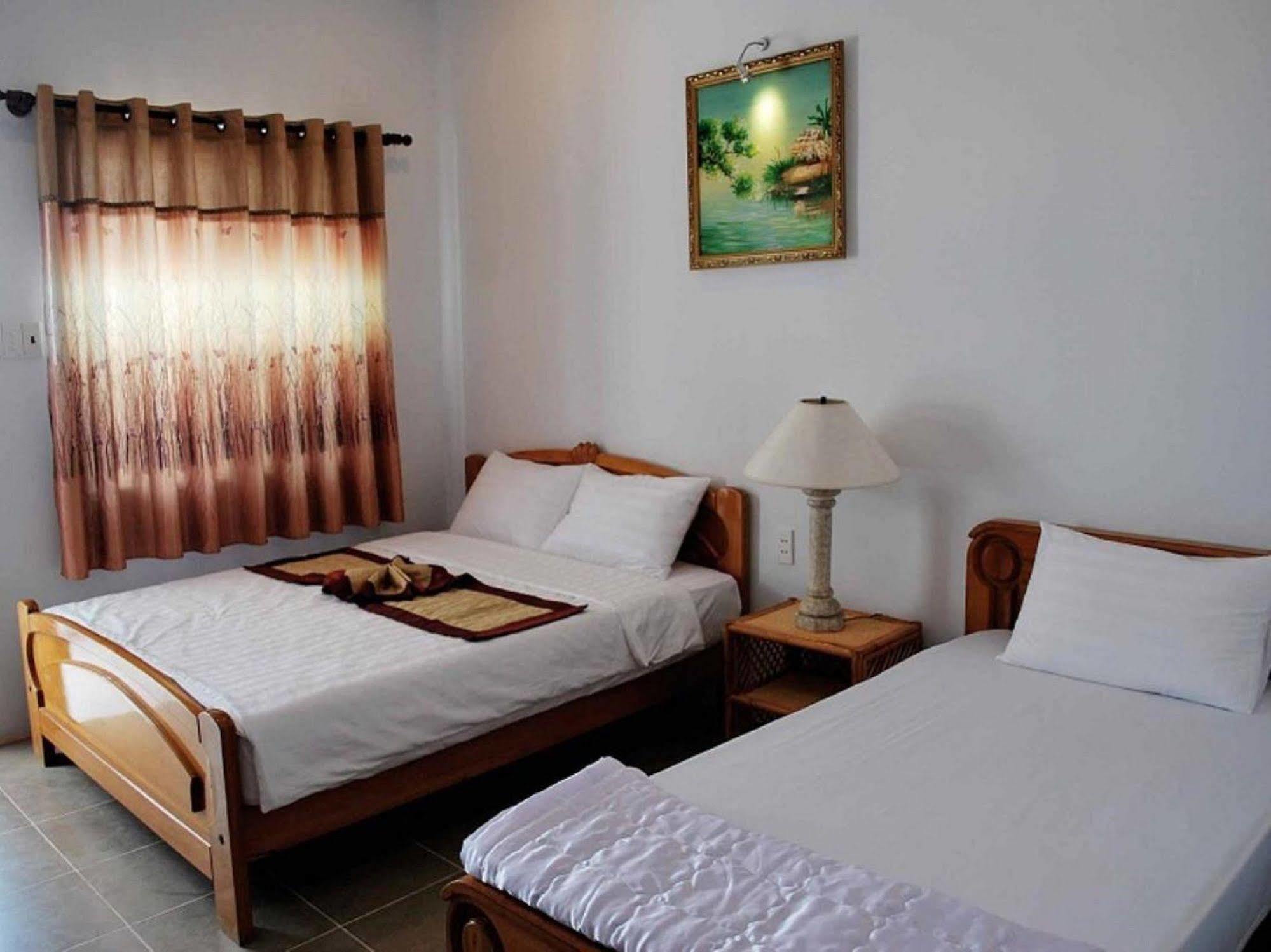 Phi Yen Hotel Chi Khu Co Ong Екстериор снимка